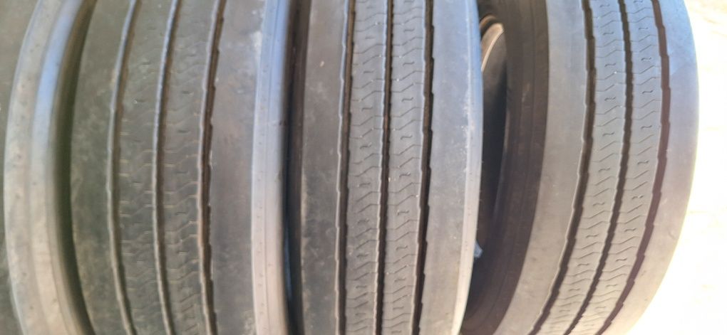 265/70R19.5 DUNLOP  SP246 8шт прицепные МЕГАН  2019год