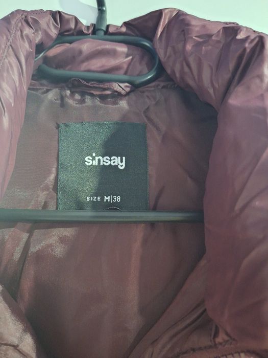 Pikowany płaszcz z kapturem, NOWY ! Rozm.38