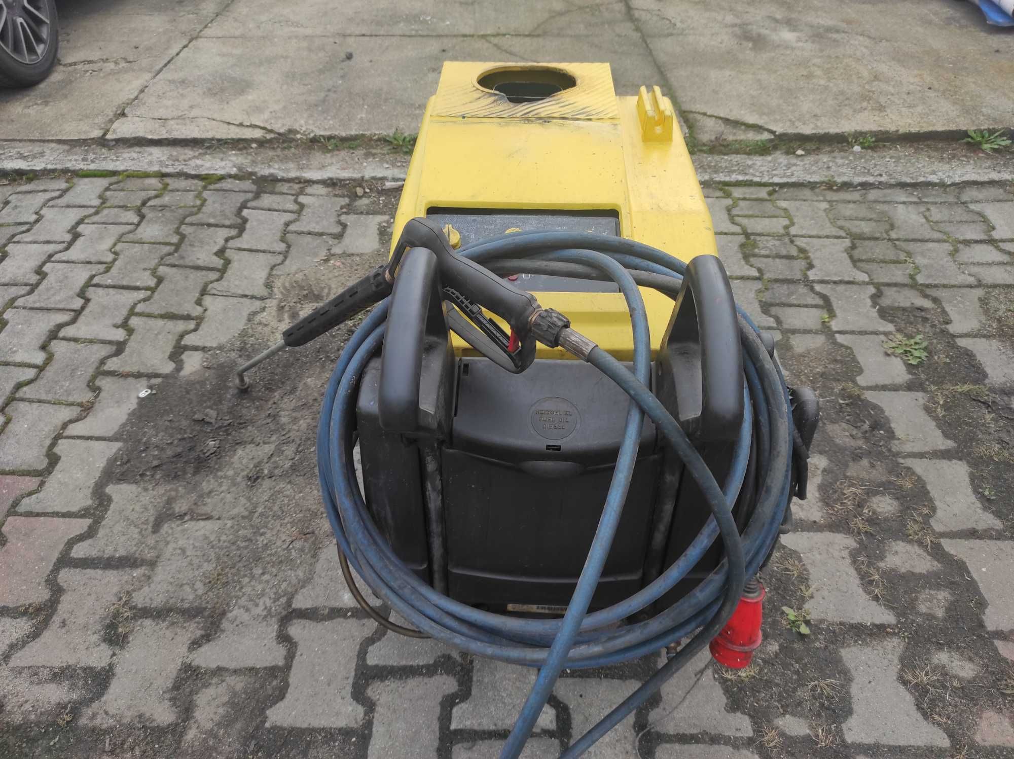 Myjka Karcher HDS 697 Ci / 155 st. / 160bar robocze