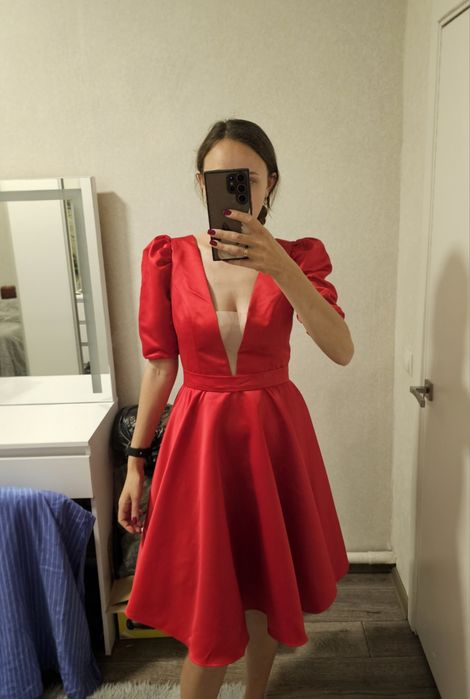 Плаття Сукня вечірня міді з рукавами червона красна