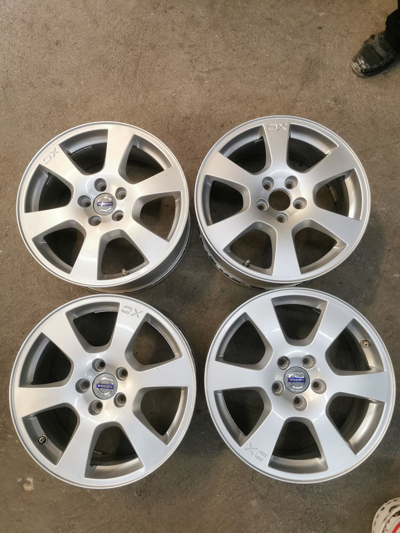 Felgi aluminiowe 17" ET55 7.5J VOLVO
