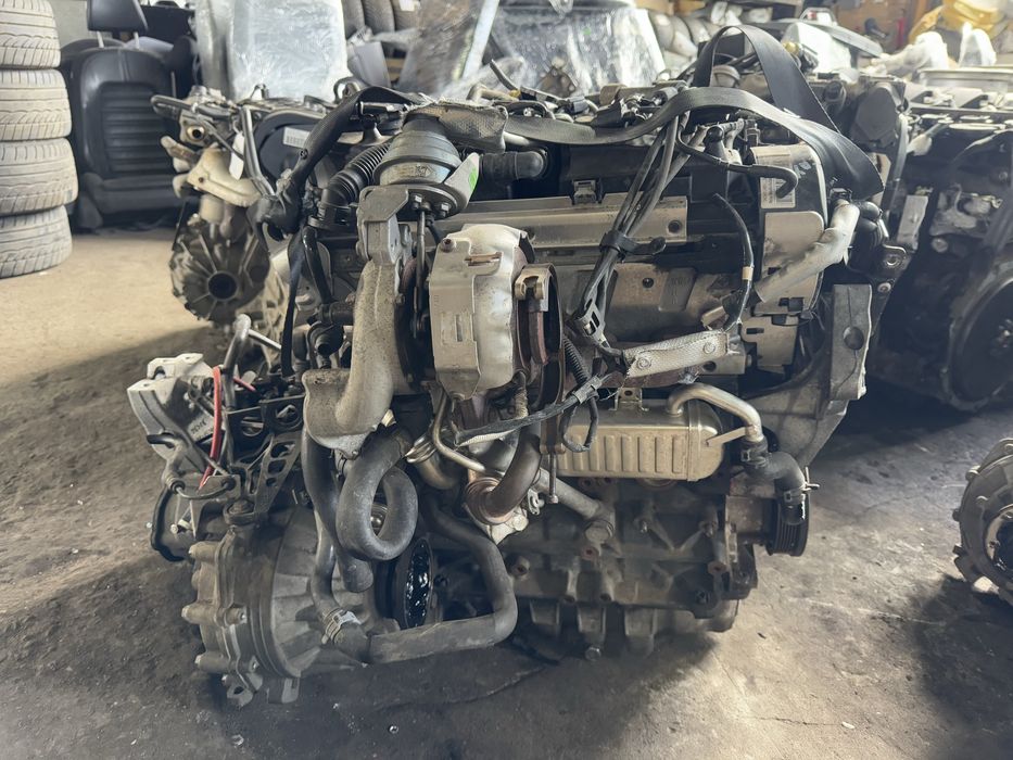 Мотор 1.6TDI пассат б6 гольф 6 шкода а5 cay cayc 77kw двигатель 1.6тді