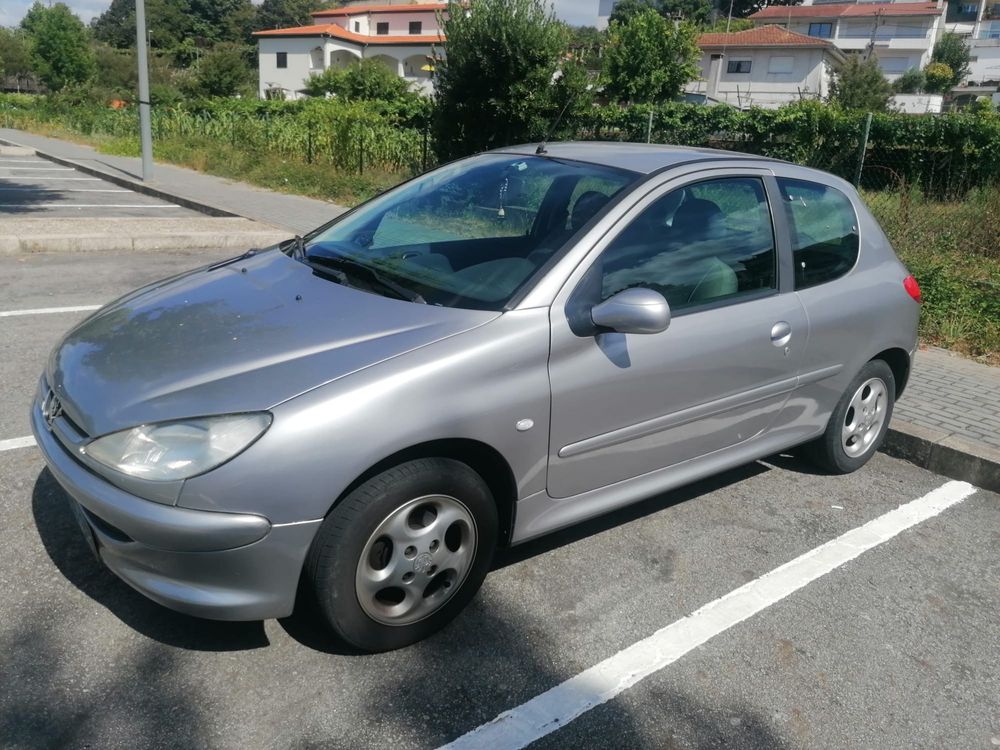 Peugeot 206 1.1 gasolina