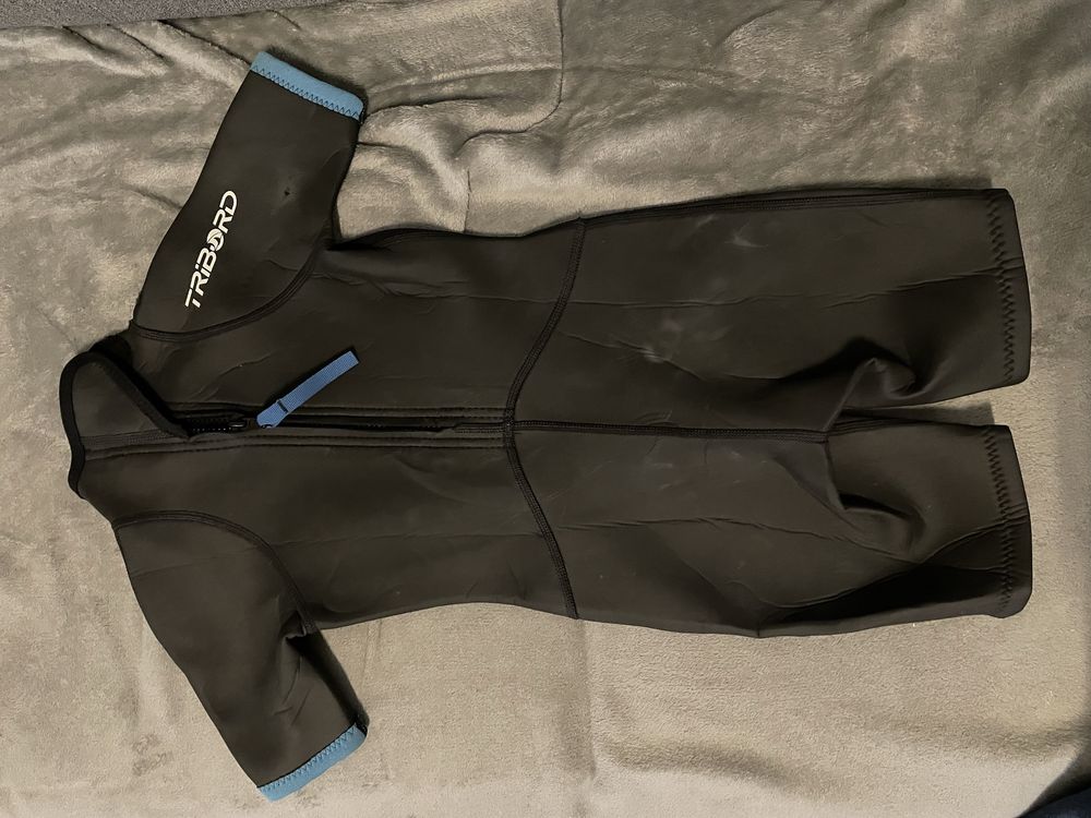 Fato surf triboard