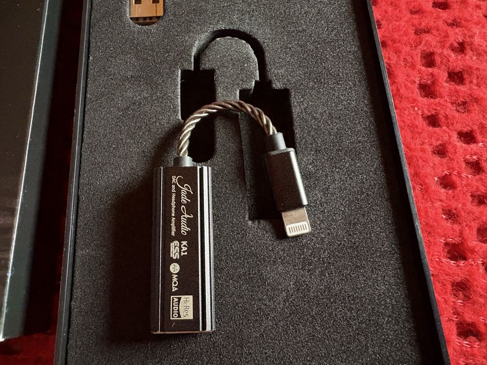 ЦАП / Підсилювач для навушників FIIO KA1 LT (Lightning) Black