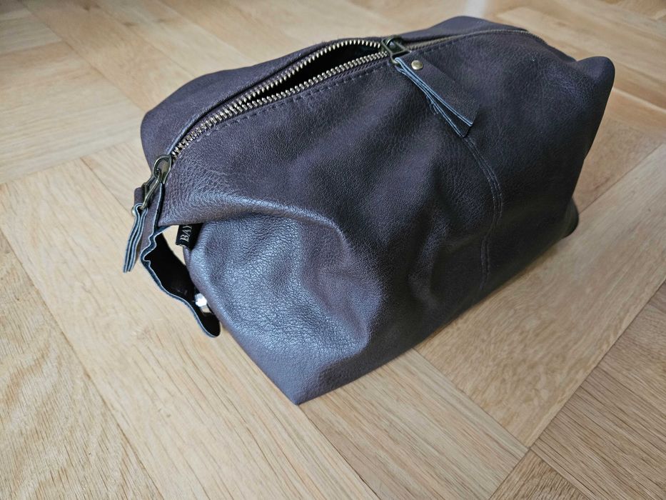 Męska kosmetyczka brązowa