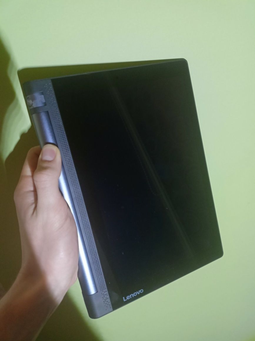 Планшет Lenovo yoga 3