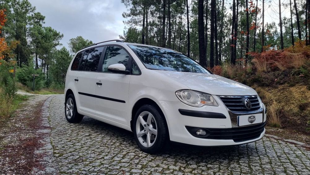 VW Touran 1.9 TDi DSG Highline