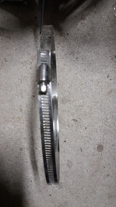 Abraçadeiras inox 0.50 € cada