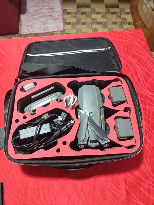 Drone DJI mavic 2 pro,com três baterias
