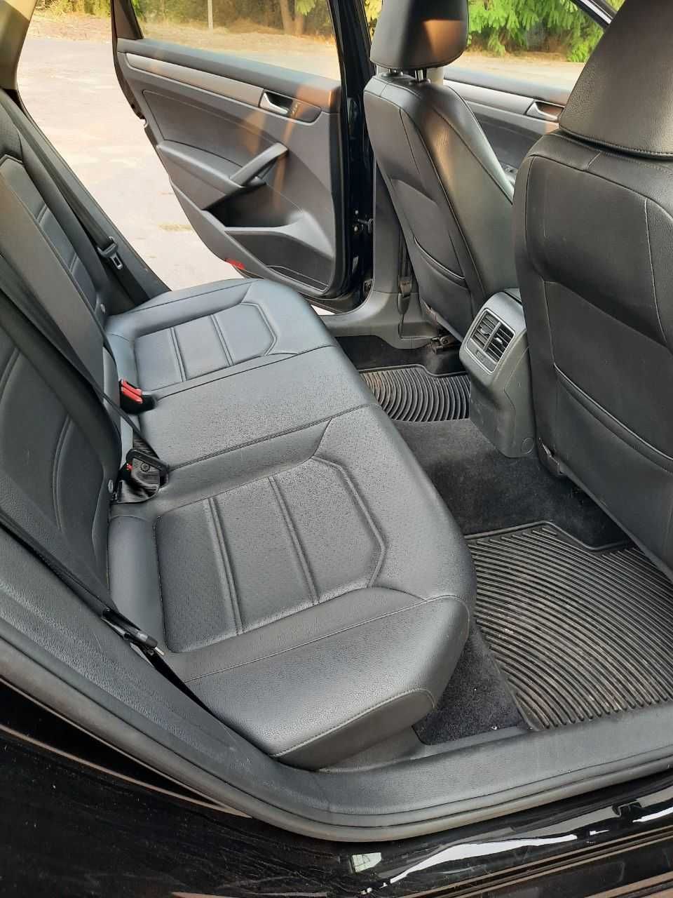 Продаю  автомобиль Volkswagen passat B7