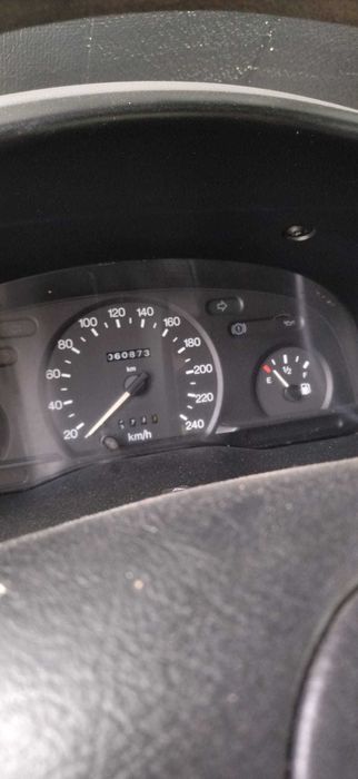 OPORTUNIDADE ÚNICA! Ford Transit Topline 1996 – Só 61.000 km