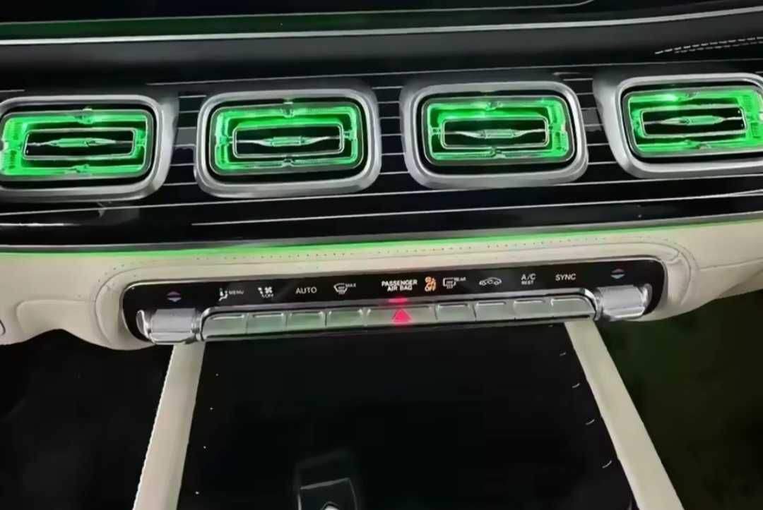 Накладки сетки на динамики LED Burmester Mercedes GLE GLS V167 X167