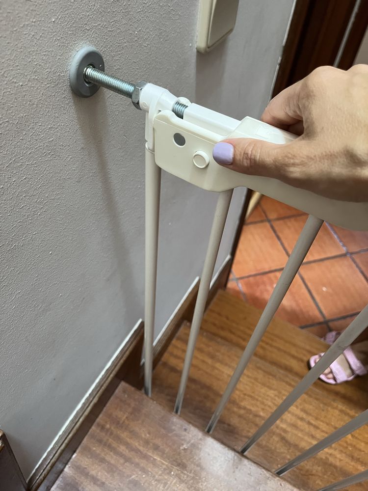 Porta / vedação de segurança infantil para escadas e portas