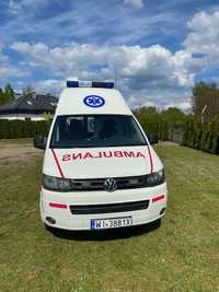 Volkswagen Transporter Sprzedam vw t5 karetka , ambulans.