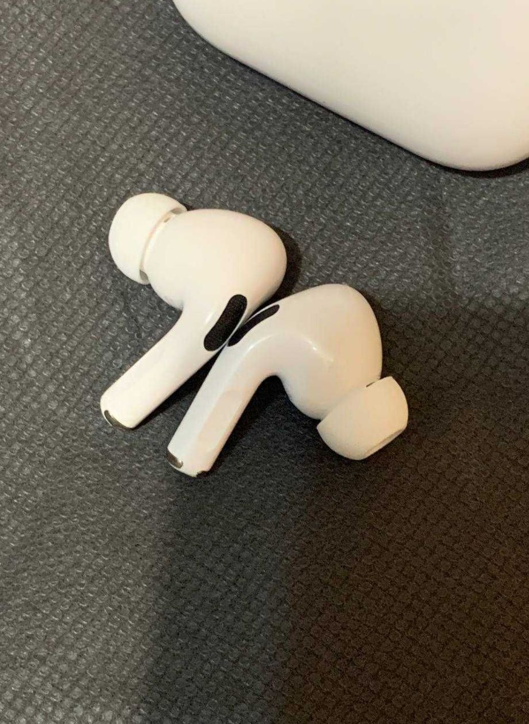 Airpods pro Apple