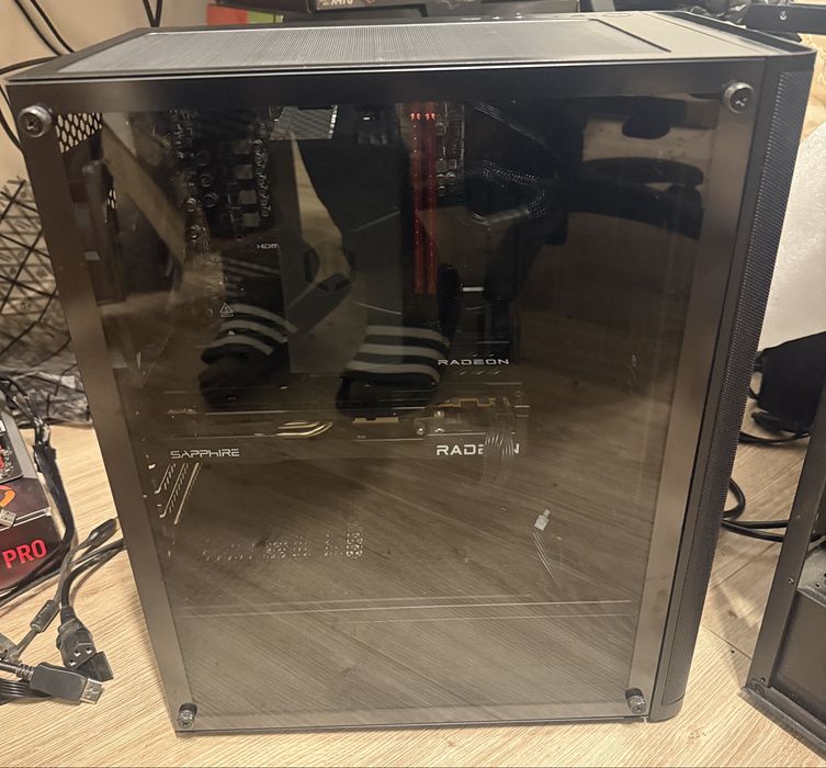 Komputer do gier ryzen 3600 rx 6700 16gb ram 500gb 600W