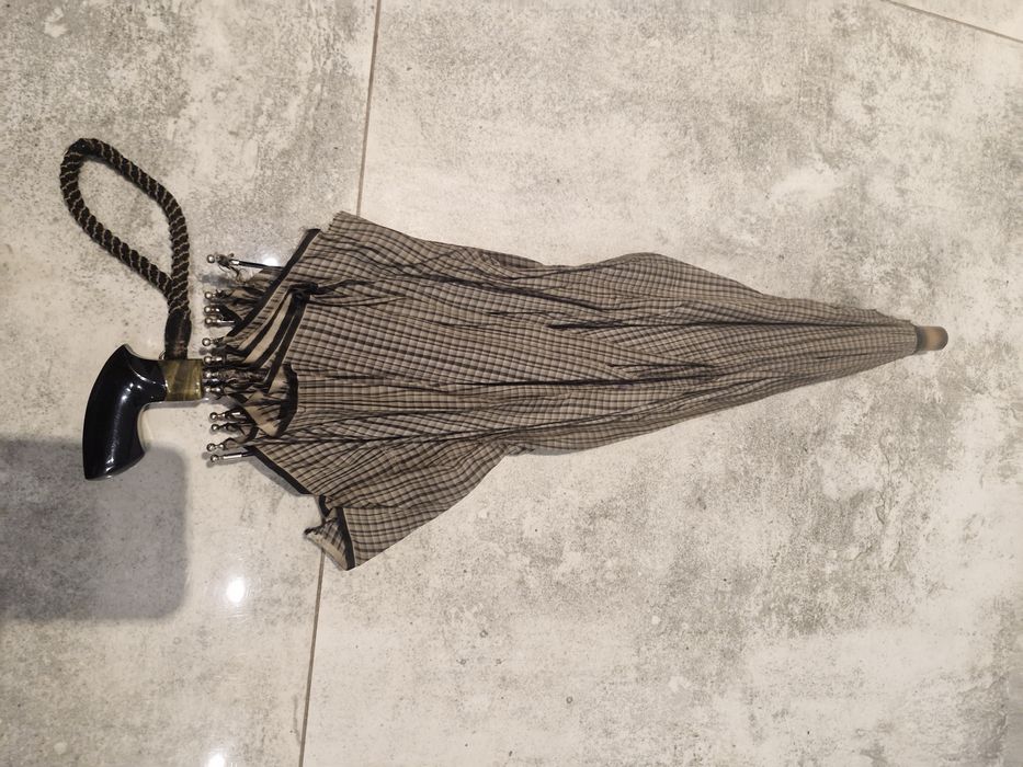 Bard,o stary parasol