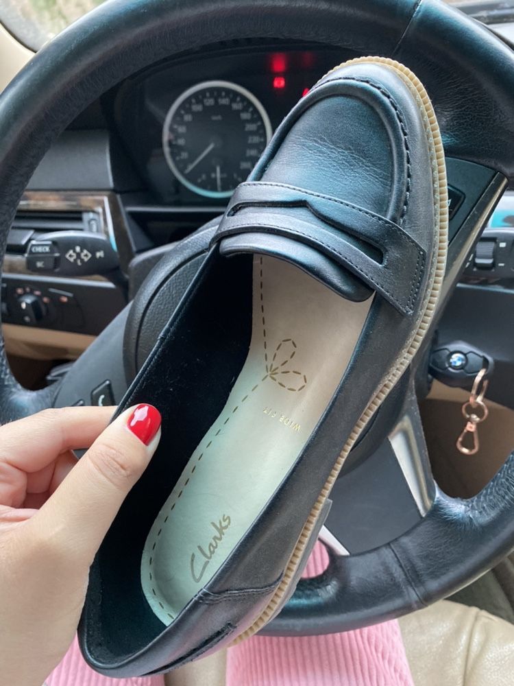 Мокасини шкіряні 37 р. Clarks