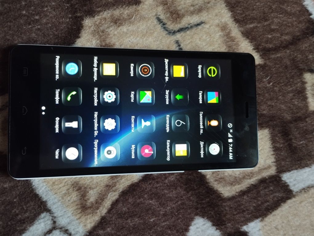 Продам Doogee X5, Prestigio 3471 , цена за 2