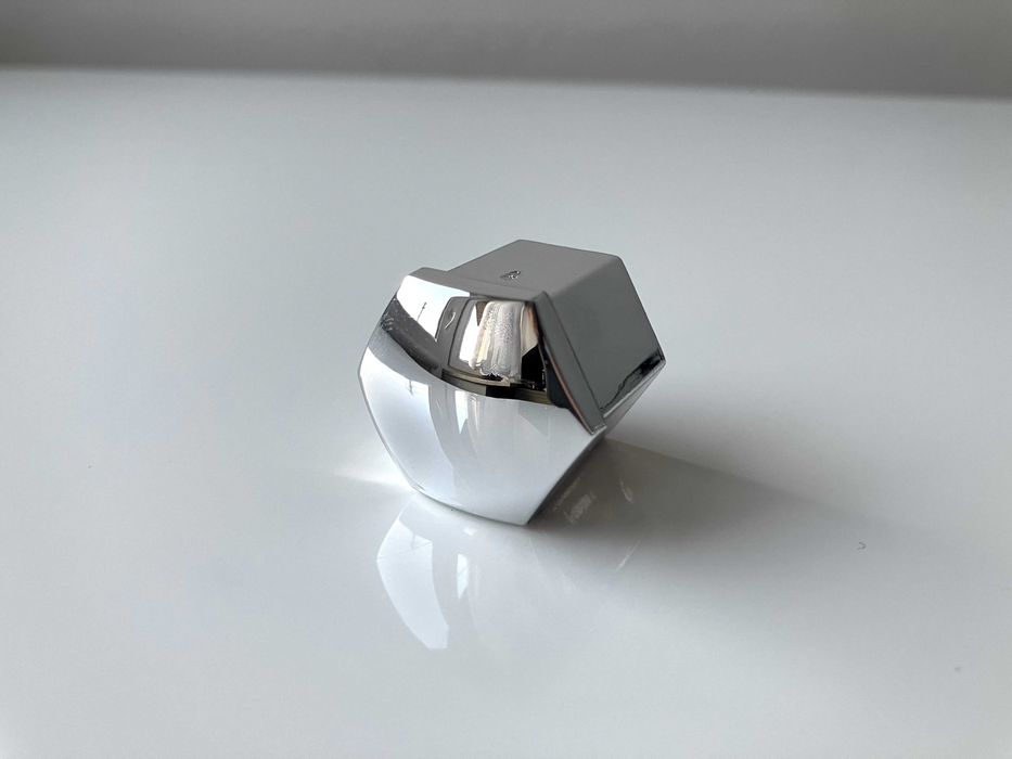 Srebrne nakładki ochronne do śrub 19mm do Volkswagen Audi Skoda Seat!