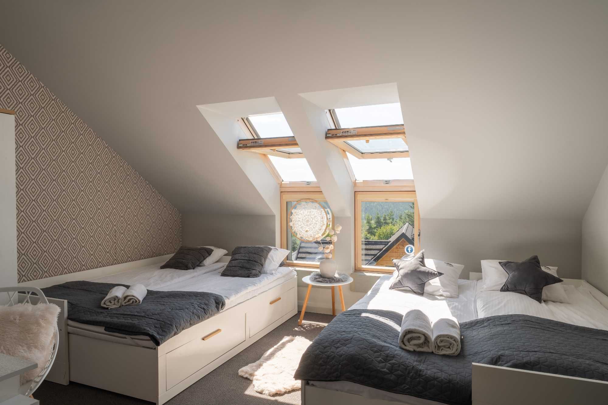 Wakacje Domek GÓRA CHEŁM z gorącym jacuzzi ,SAUNA,grota solna,gril