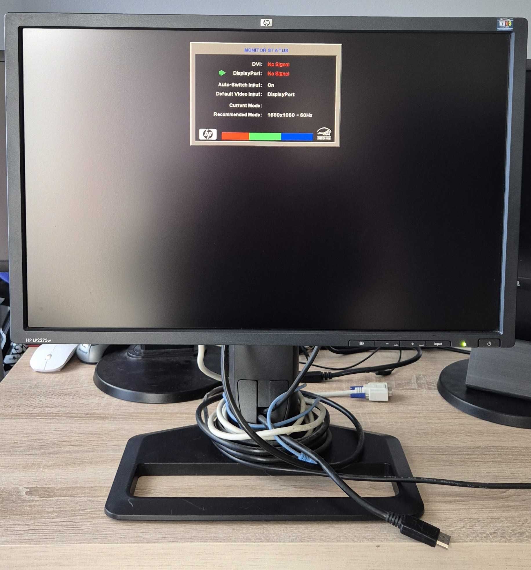 Profesjonalny monitor m.in. dla grafików HP LP2275w w stanie idealnym
