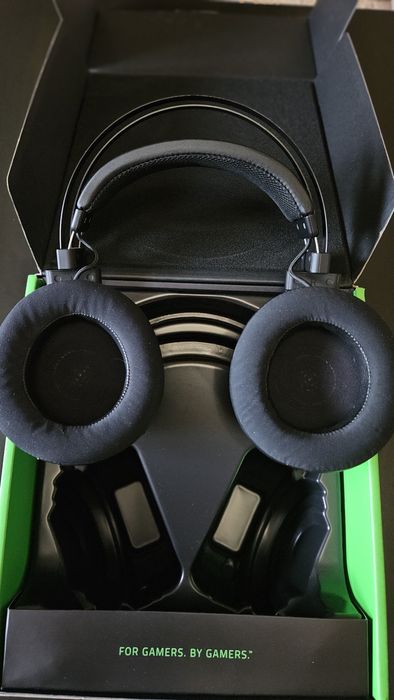 Ігрова гарнітура Razer Nari