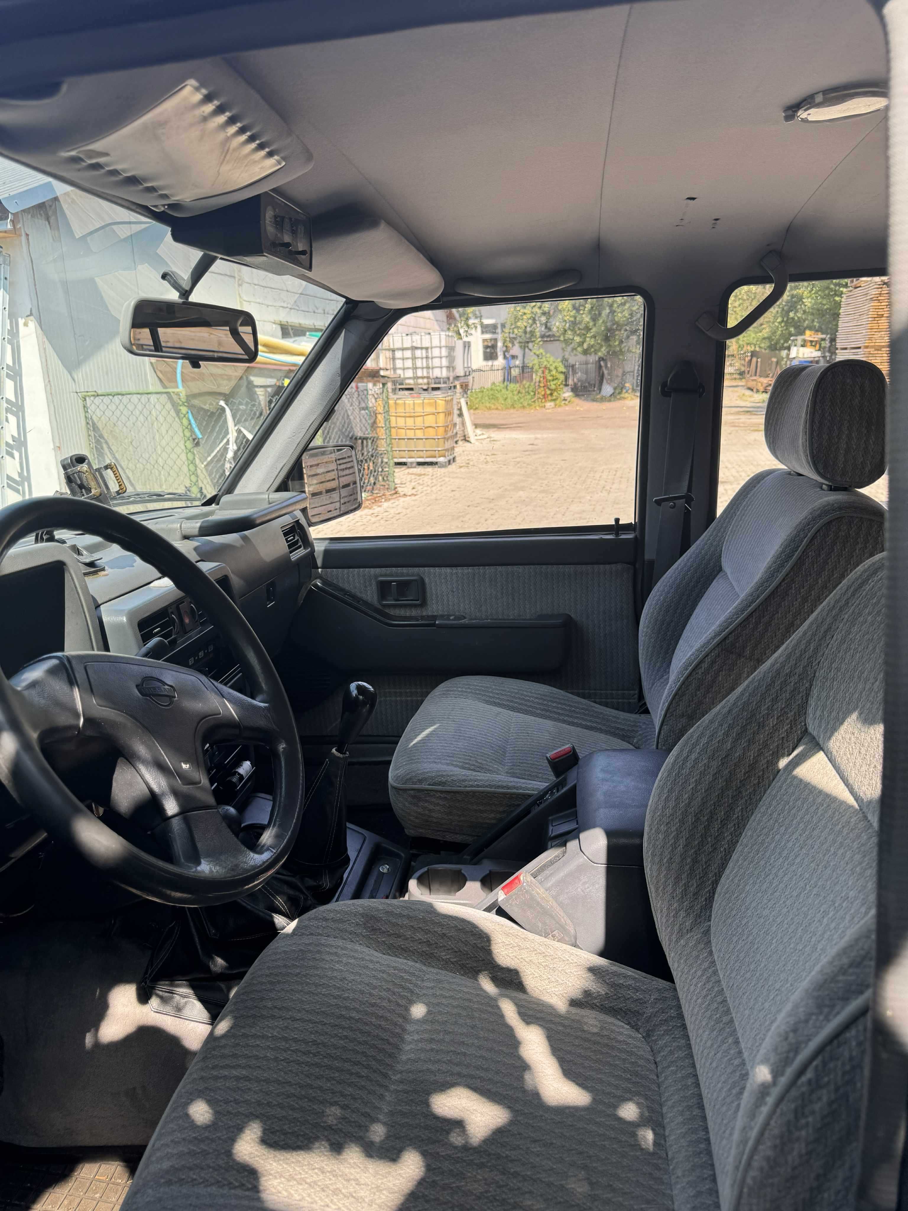 nissan patrol w dobrym stanie zakonserwowane podwozie