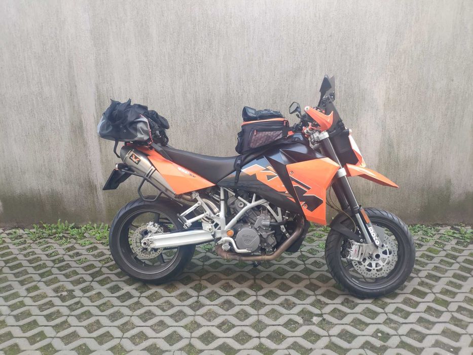Motocykl KTM 950 SM/Supermoto