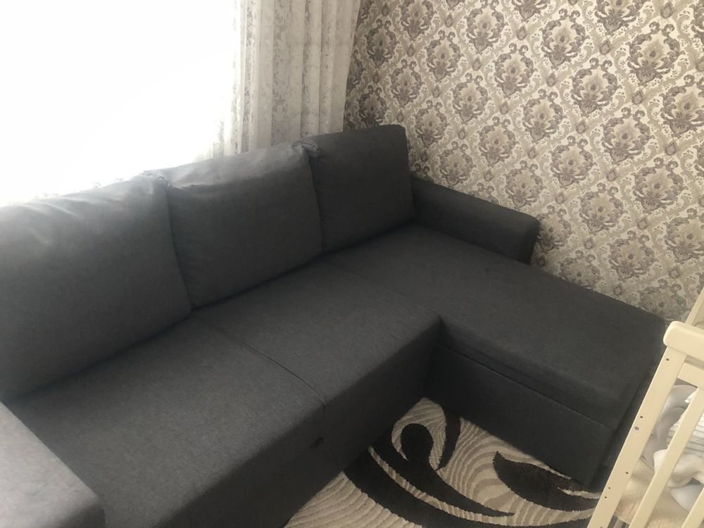 Продам диван Розмір дивана 140*200 (розкладний)