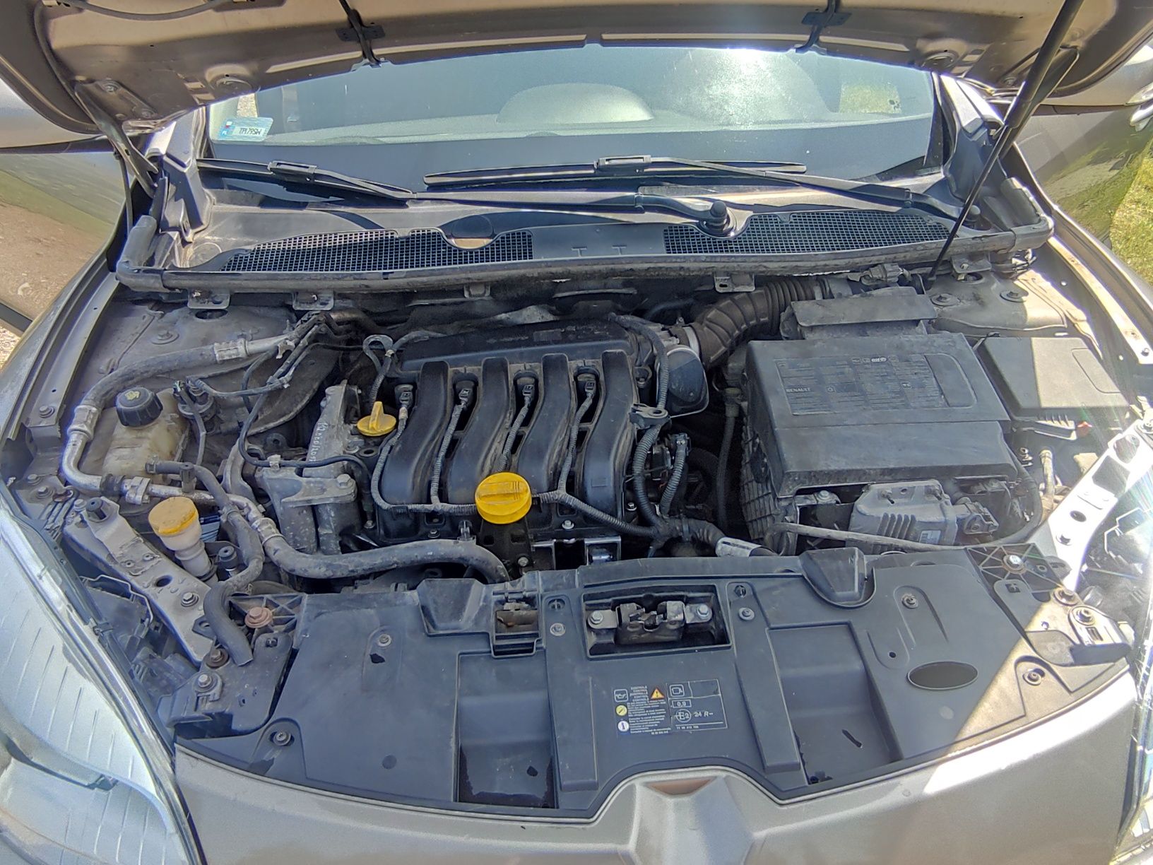 Renault Megane III HB 1.6 benzyna