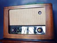 Stare radio lampowe Stolica 3262