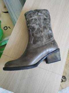 Colecção sapatos para desocupar melhor proposta
