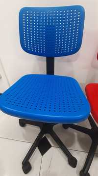 Krzesełko do biurka Ikea