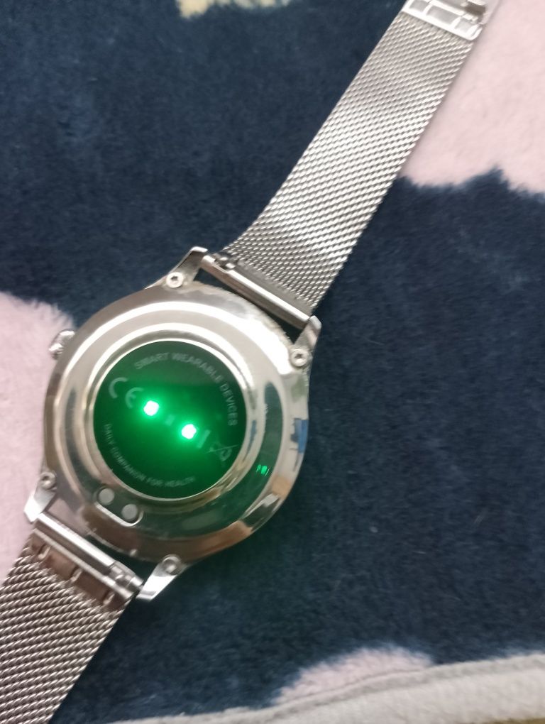 Smartwatch MAXCOM FW42 Srebrny