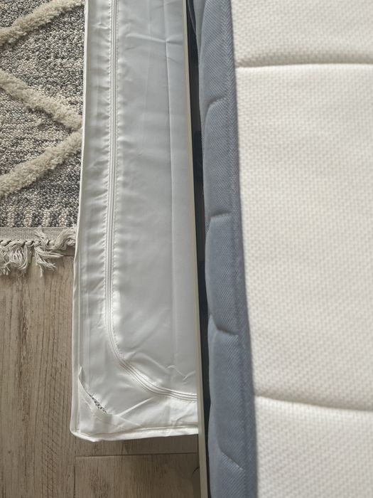 Rama łóżka JYSK RINGE 90/200 + materac IKEA