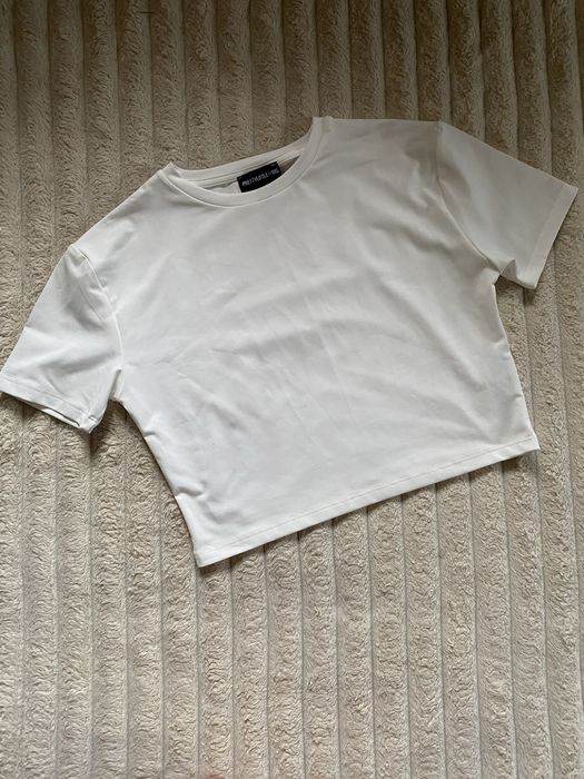Топ жіночий білий