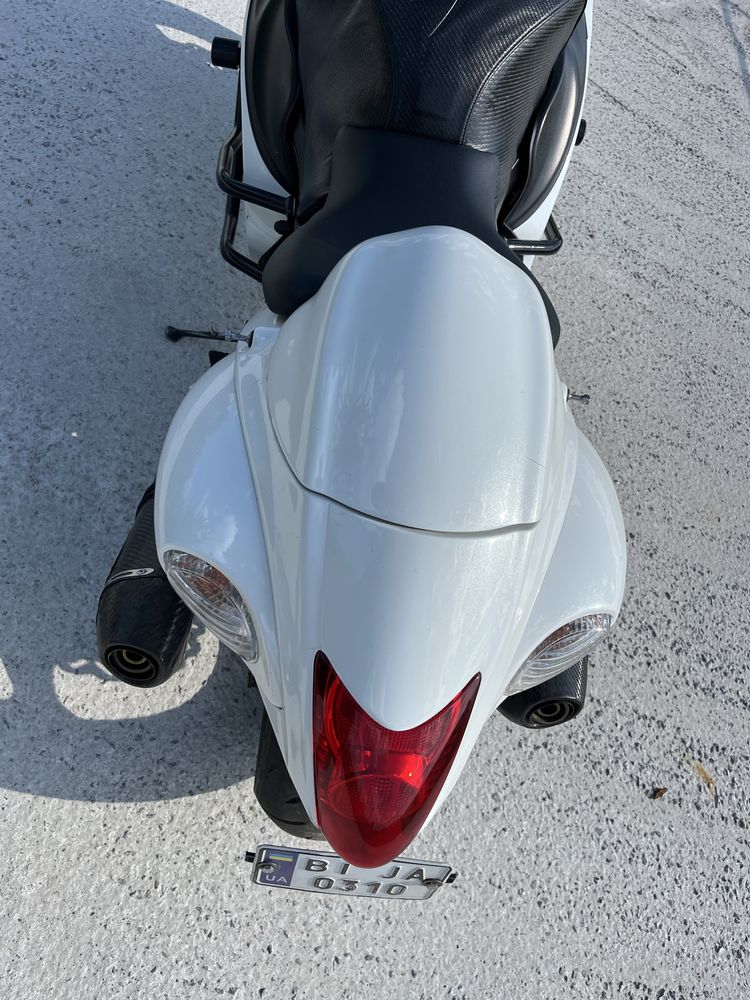 Suzuki 1300R Hayabusa