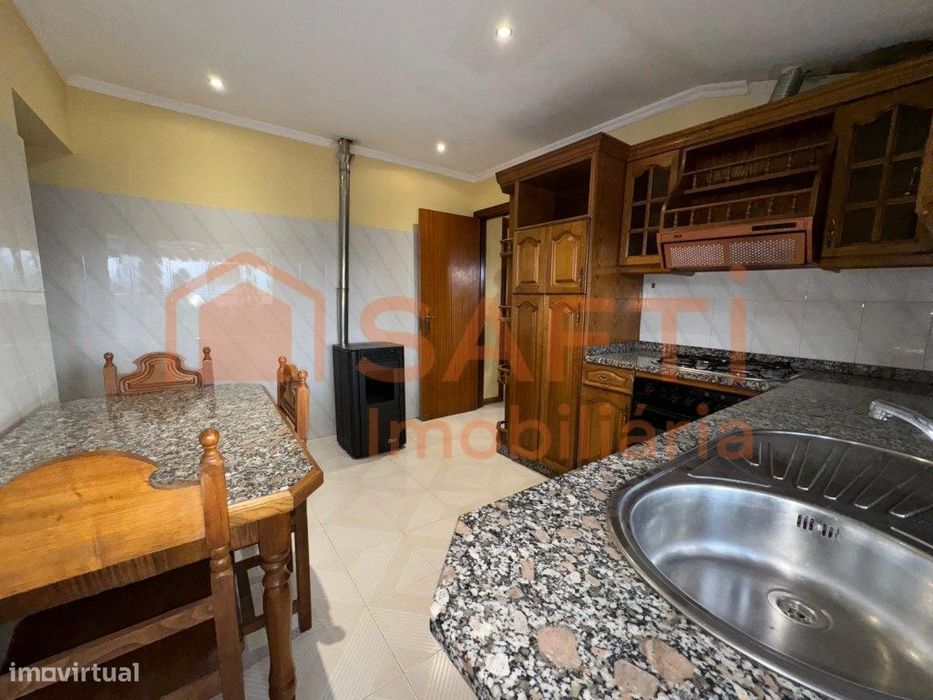 Apartamento T2, em pleno centro da Vila de Melgaço