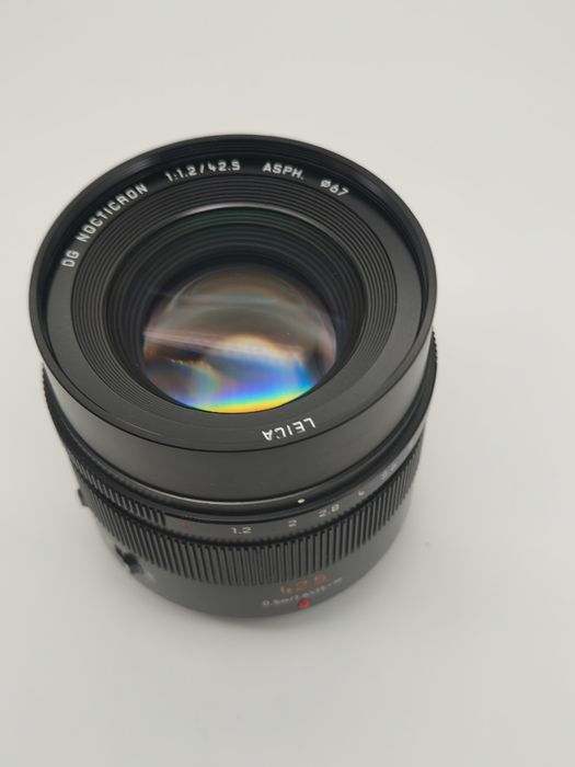 Leica DG Nocticron 42.5mm f/1.2 — світлосильний портретний об’єктив