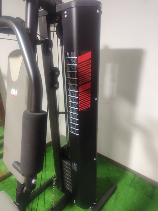 Máquina multifunções e passadeira profissional