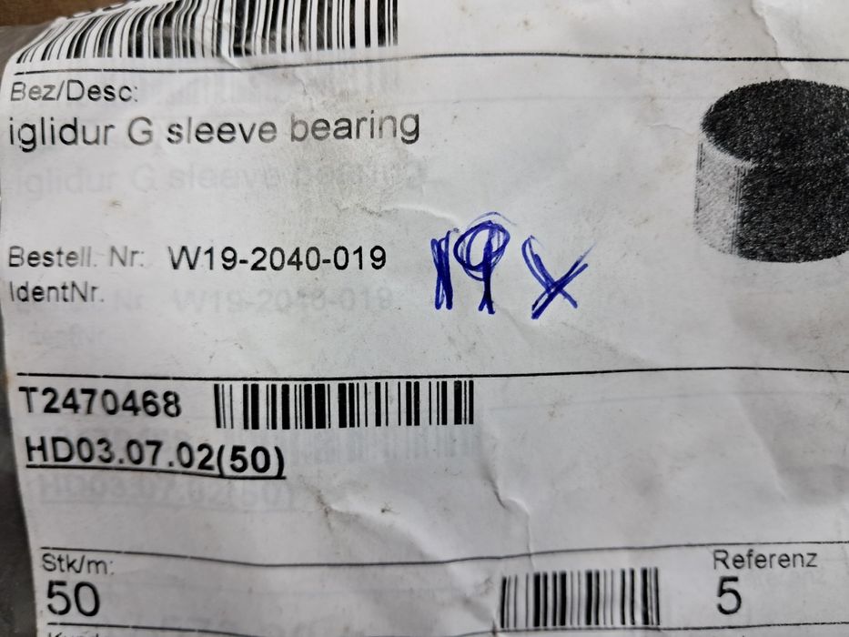 Buchas feitas de plastico autolubrificante por pressionar