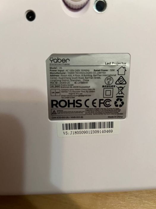 YABER V5 — це міні-проектор