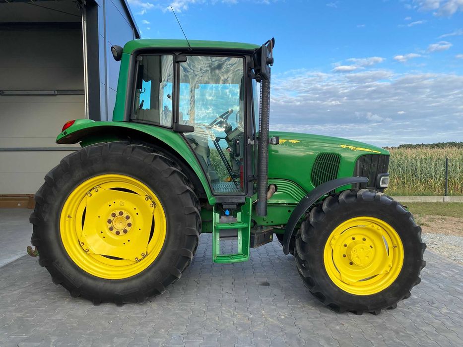 JOHN DEERE 6320 Premium - 2002 rok - Na pompie wtryskowej - Super stan
