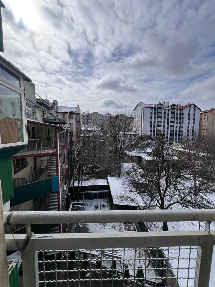 Бортнянського  2 кімнати