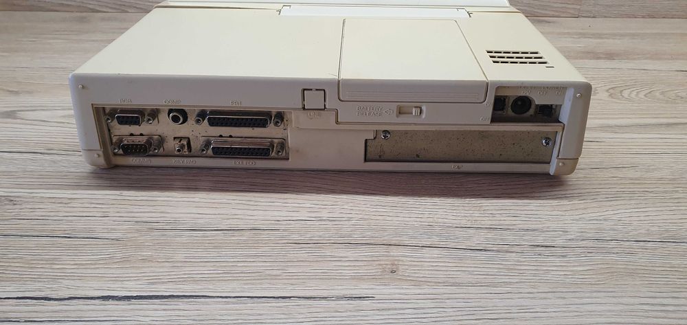 Toshiba T1200 antyk zabytek