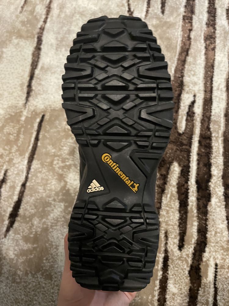 Ботинки чоловічі adidas terrex climaproof 665