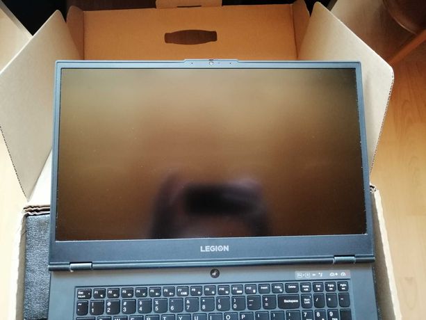 Laptop Lenovo Legion 5 17IMH05H - USZKODZONY