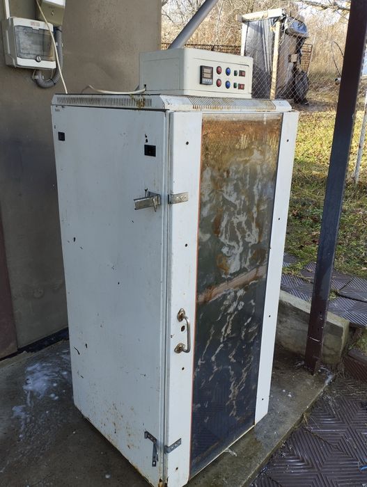 Коптильня електрична